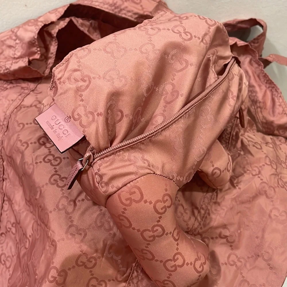 Sold‼️‼️GUCCI
Nylon Monogram Teddy Bear Folding Tote Pink💓 - Picture 9 of 17